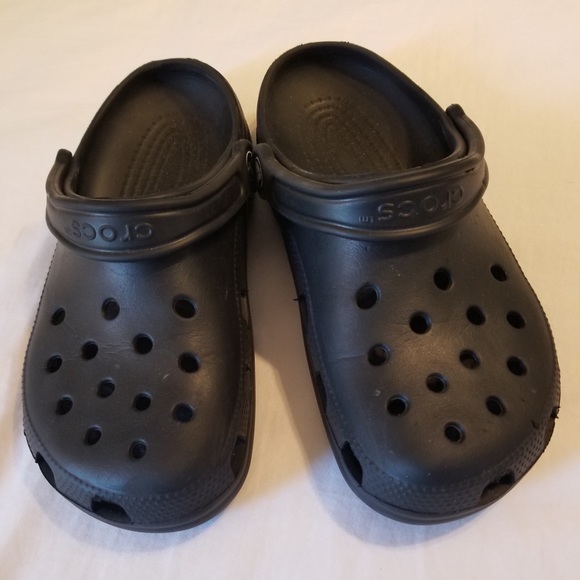 traditional crocs